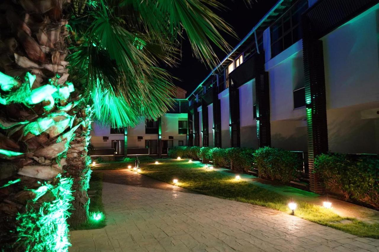 Mad Sea Beach Hotel Karacakoy Exterior photo